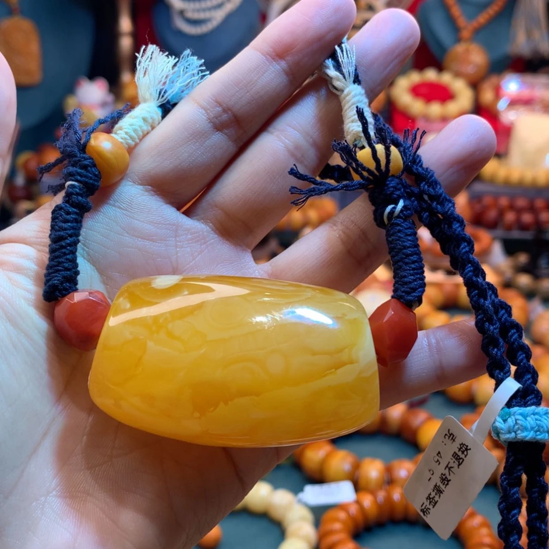 【闪购商品】蜜蜡吊坠(赠链)未镶嵌蜜蜡吊坠