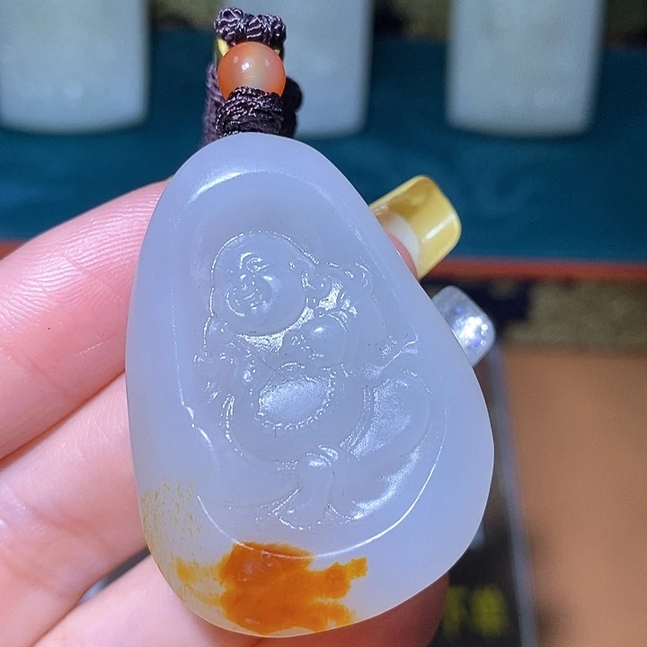 橙***意颈饰未镶嵌和田玉
