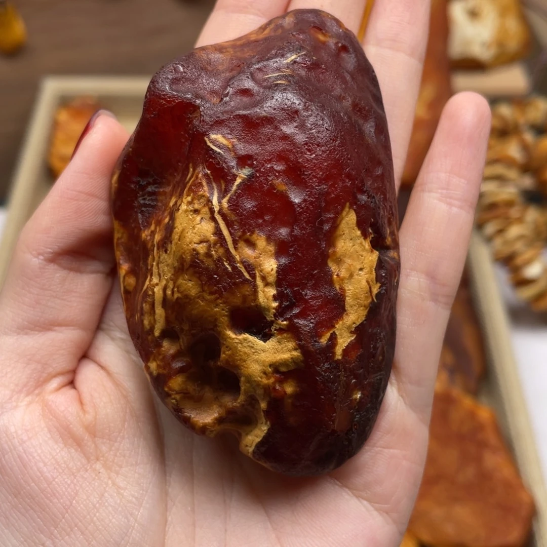 福***豆琥珀未镶嵌珠宝奇石