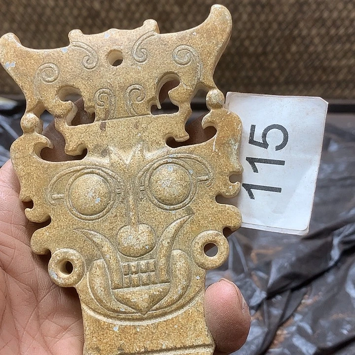 未镶嵌和田玉挂件