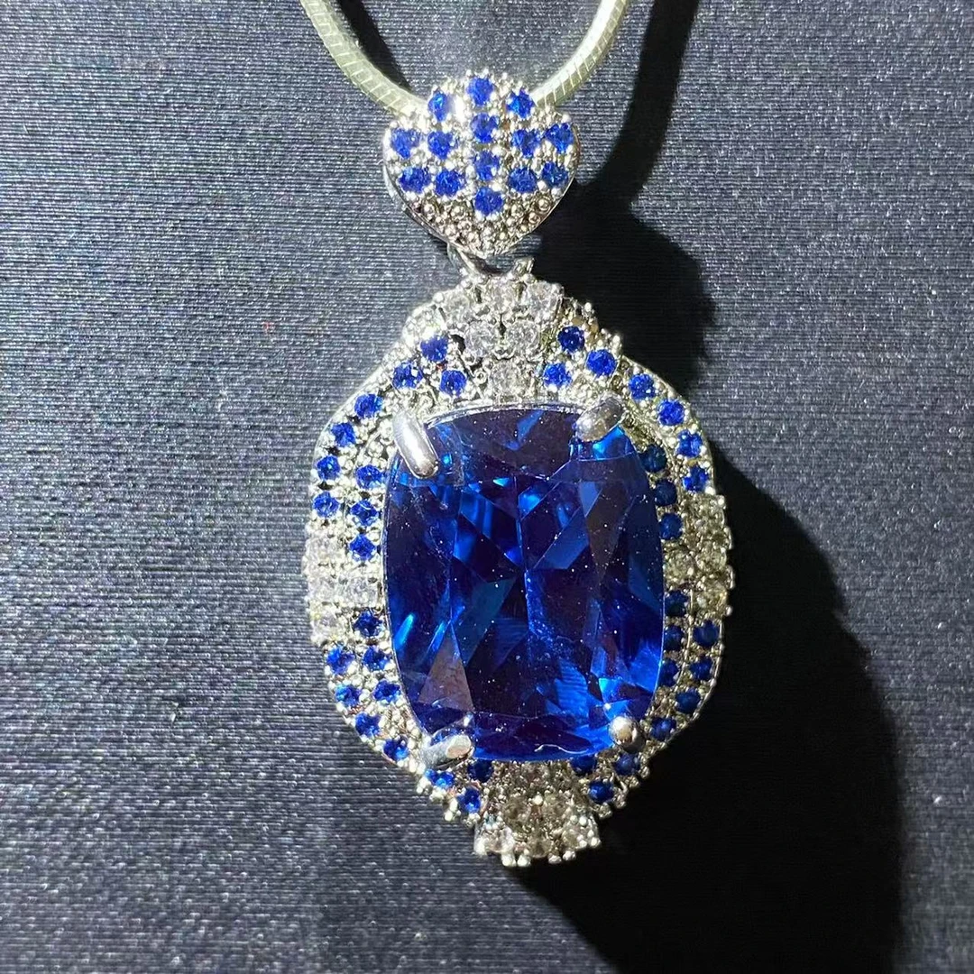 精选q122-典藏轻奢-重工豪华吊坠