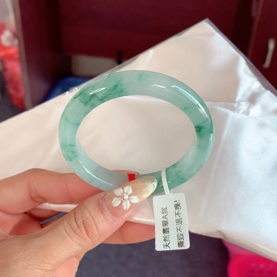 未镶嵌手镯翡翠51.6种水一致，完美镯，小柒推荐