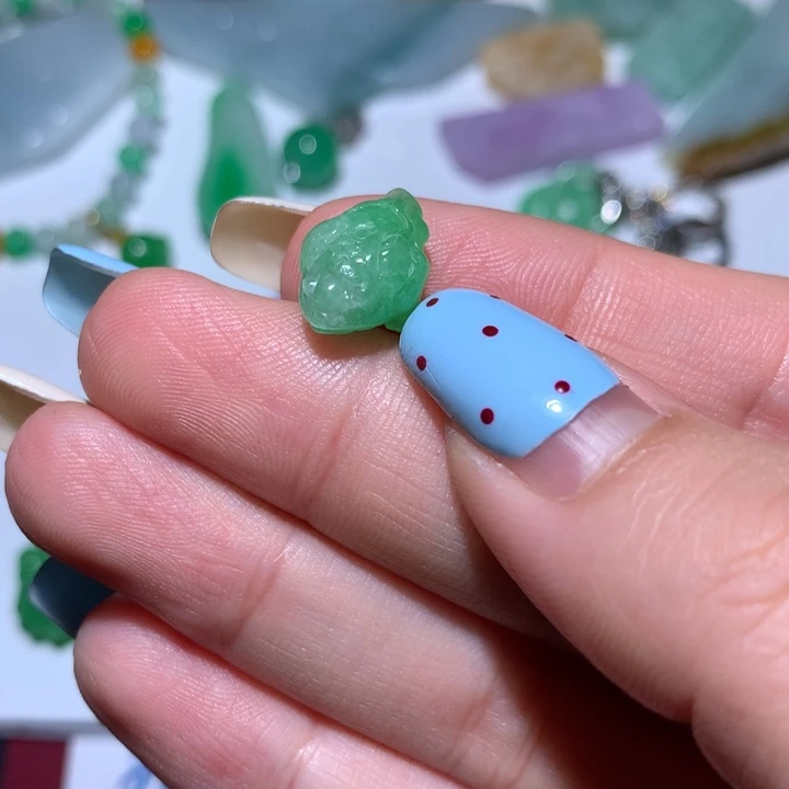 翡翠未镶嵌颈饰无镶嵌