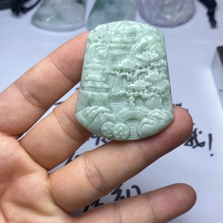 翡翠未镶嵌颈饰翡翠