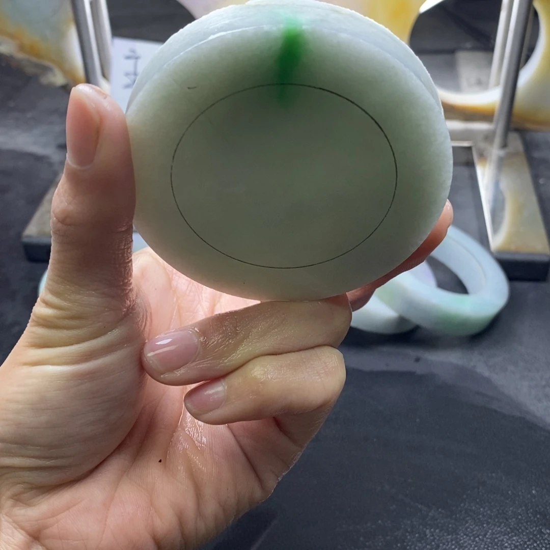 定制翡翠正未镶嵌花****灿