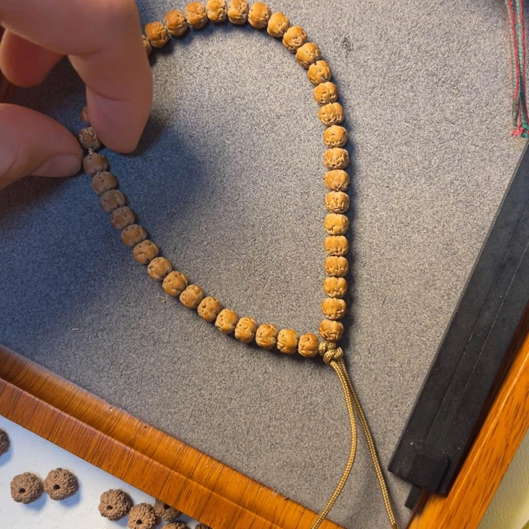 核桃手串/手链Z***y0.6mm原装佛手sss