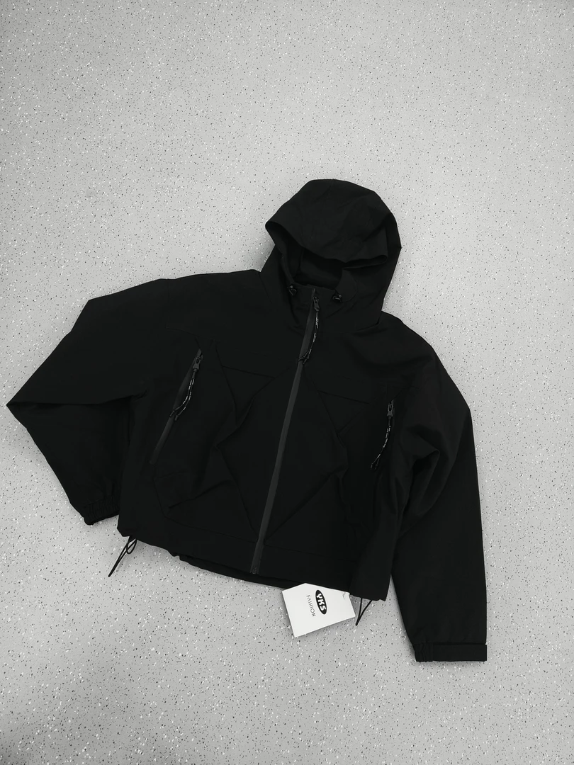 春款薄料冲锋衣外套