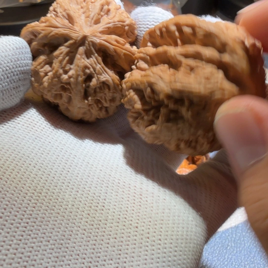 。***。文玩核桃把件大粗筋