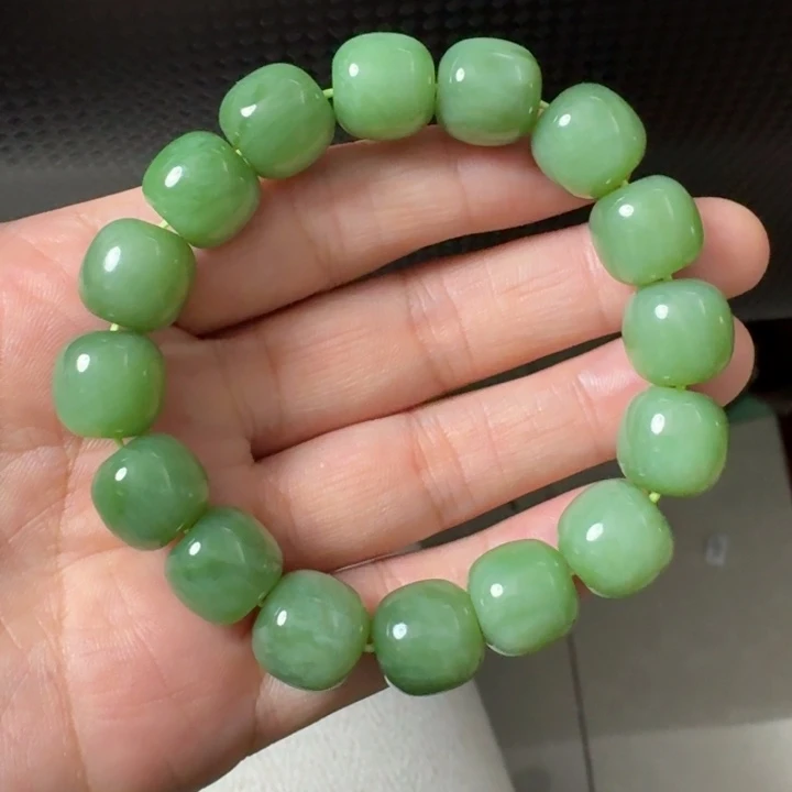 和田玉未镶嵌颈饰粉绿卡13老型