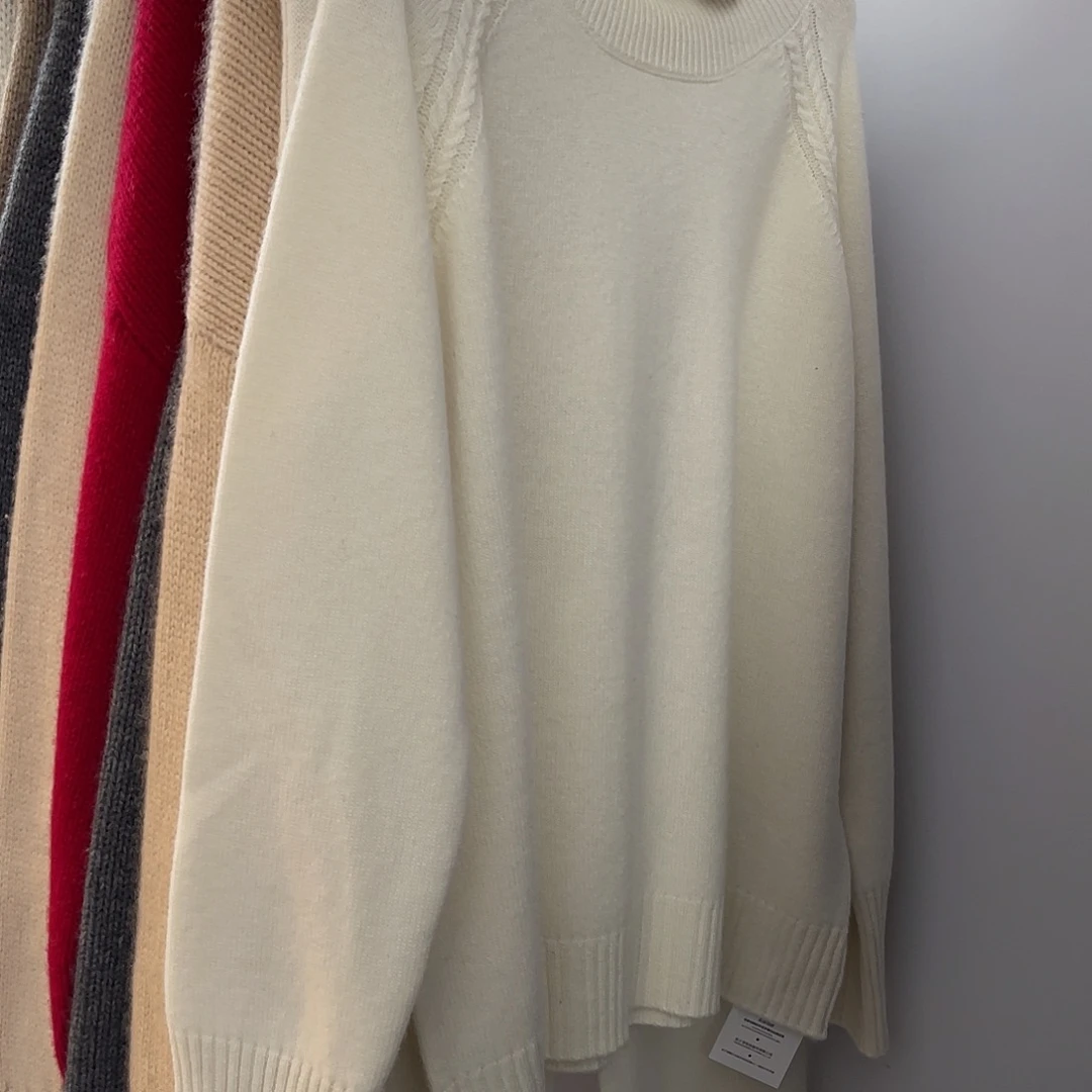 平面套装 一个上衣 一个 裤子