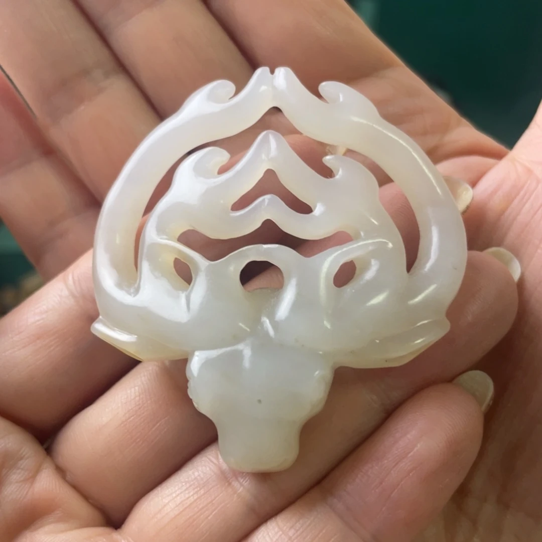 和田玉未镶嵌挂件