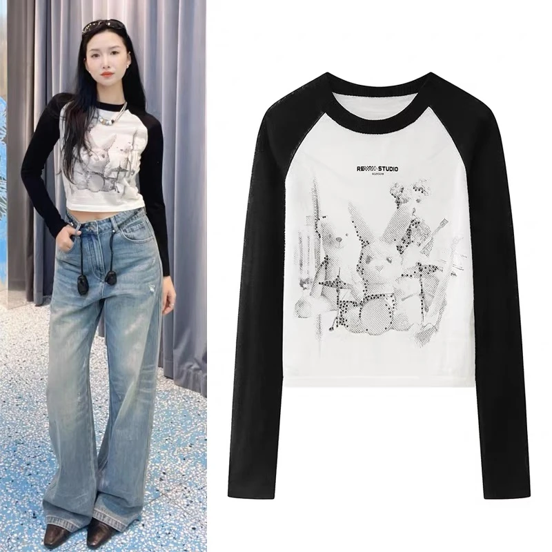 【折耳兔】秋冬新款时尚卡通烫钻印花撞色插肩袖短款T恤3023