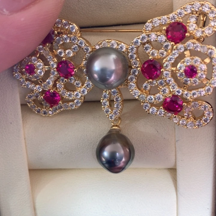 未镶嵌胸饰海水珍珠