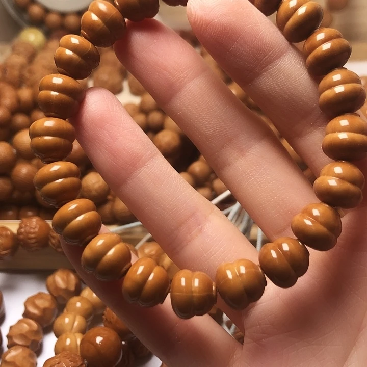 猴头雕刻小葫芦手工