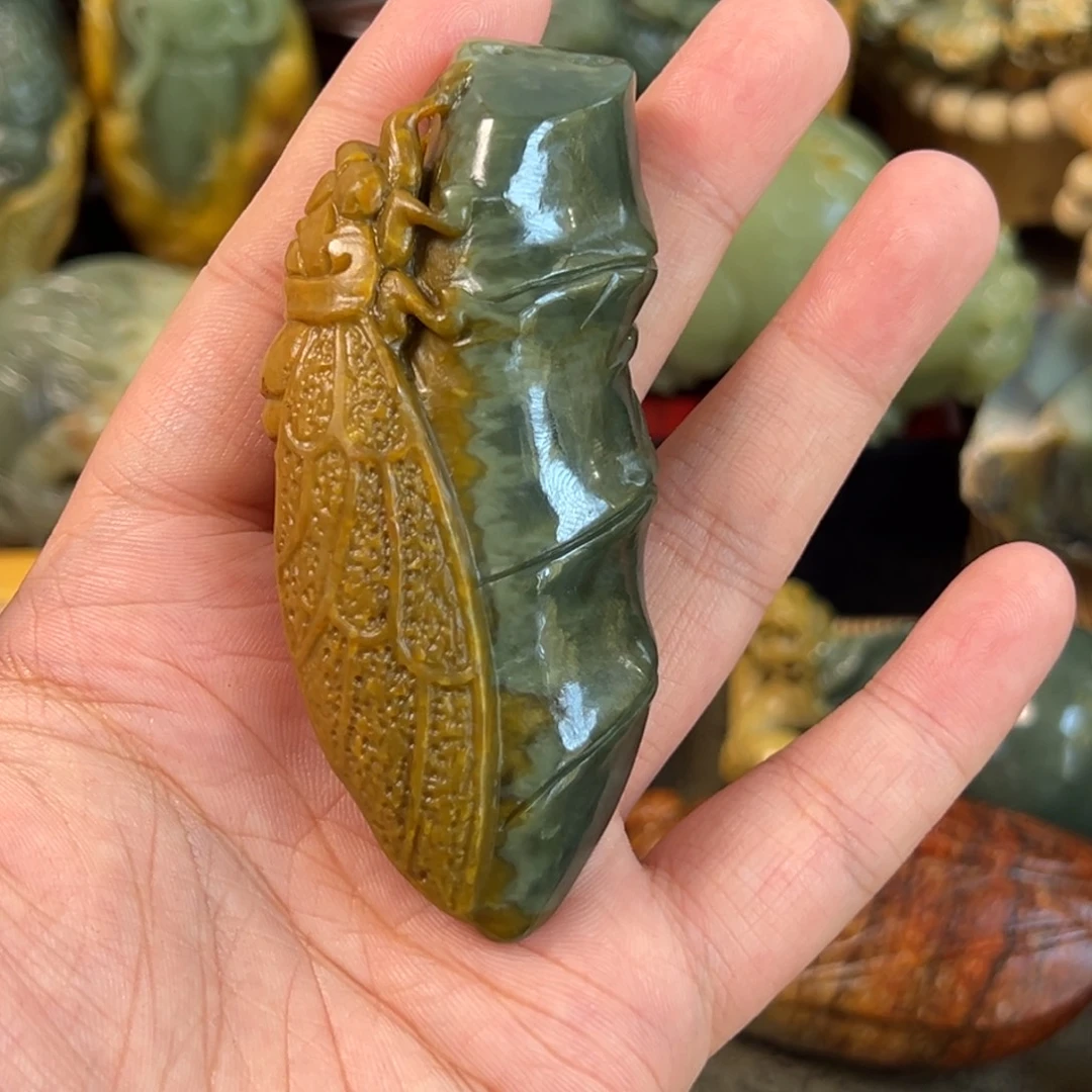 星***汉岫岩河磨玉（透闪石质玉）未镶嵌把件
