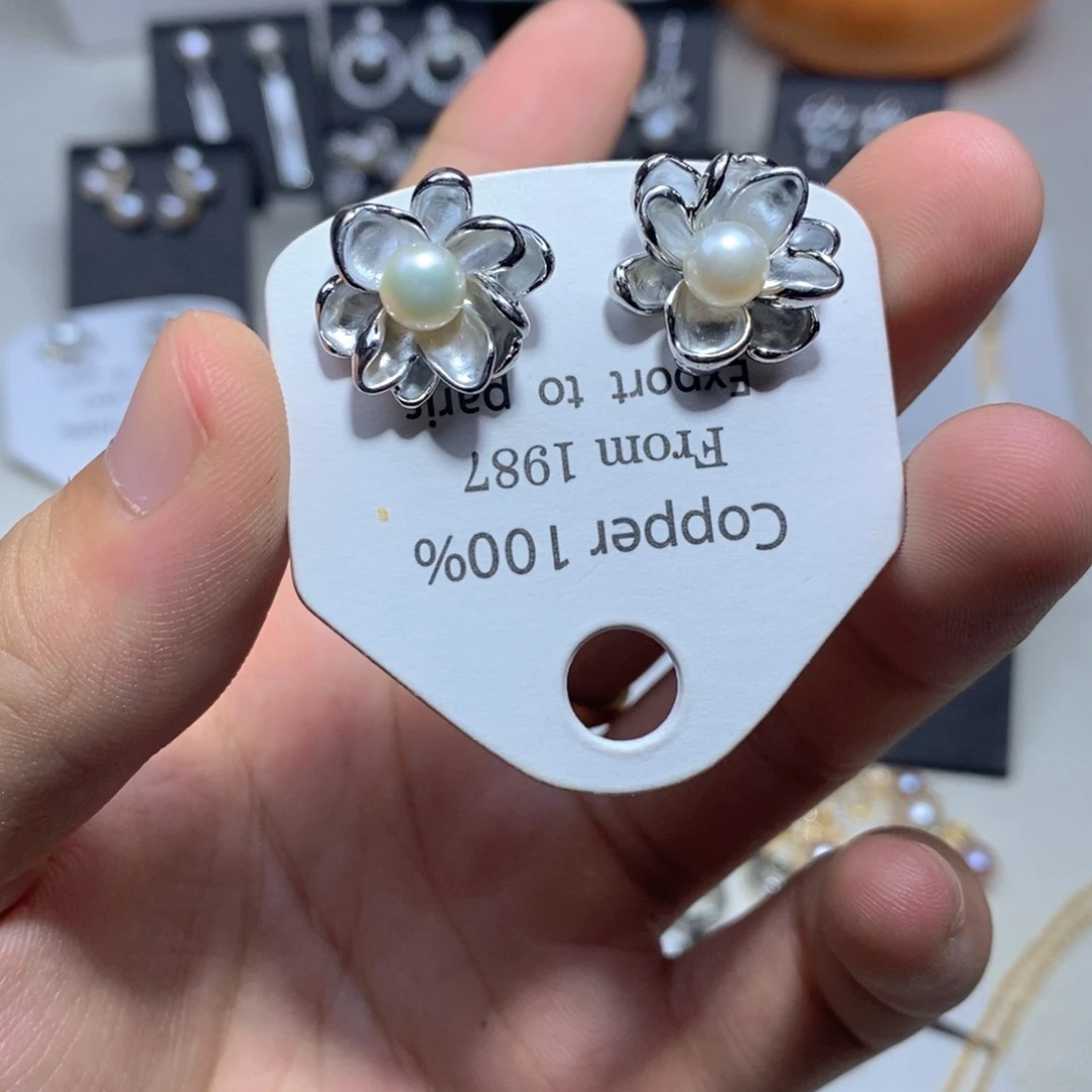 未镶嵌耳饰淡水珍珠