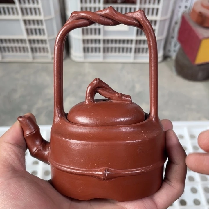 茶壶紫砂老厂紫砂壶一件。