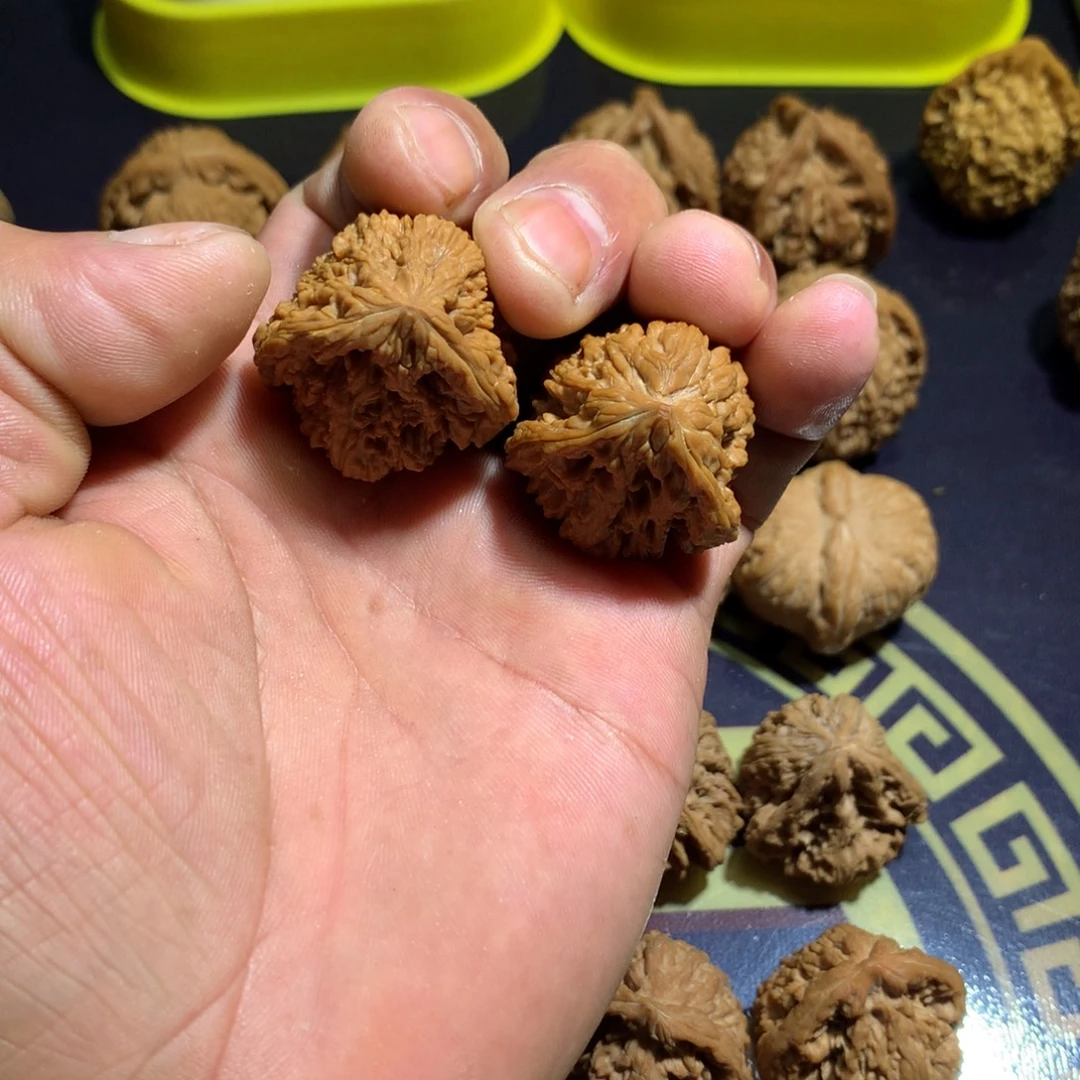 吊坠文玩核桃南疆石