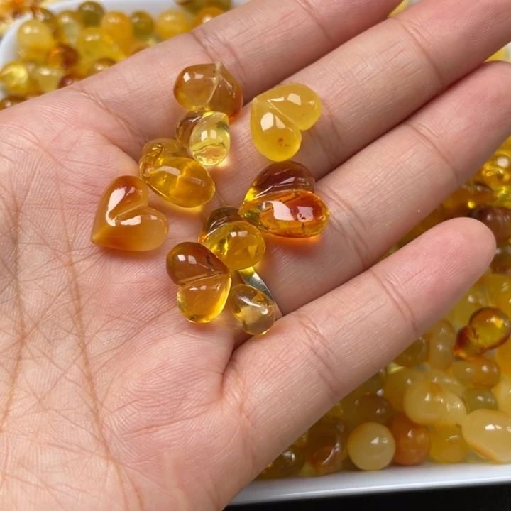 琥珀未镶嵌裸石蜜蜡微瑕漏不退换5.22g