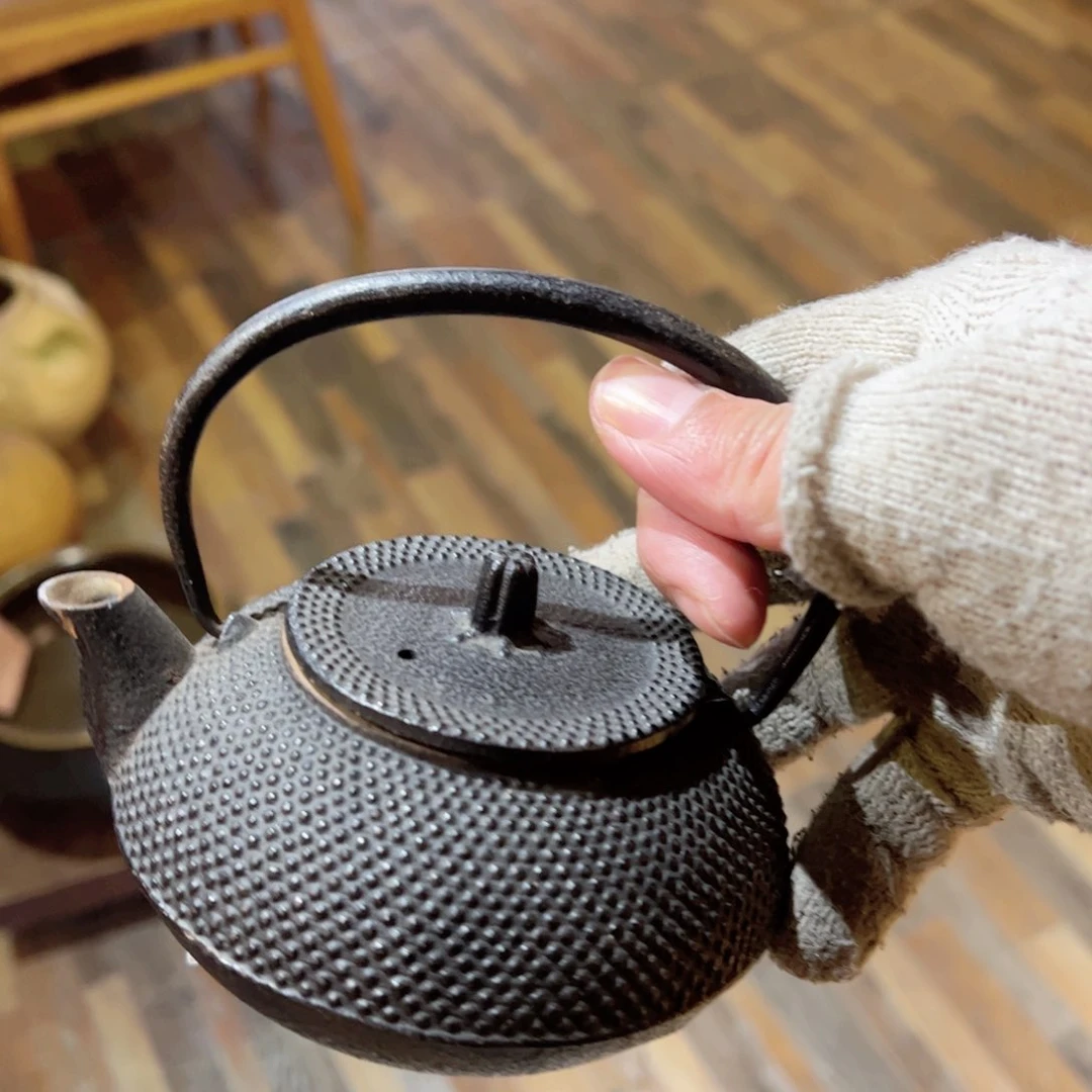 瓷片正在进行活动进行中的