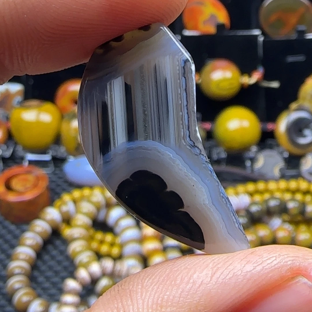 玛瑙/玉髓未镶嵌颈饰