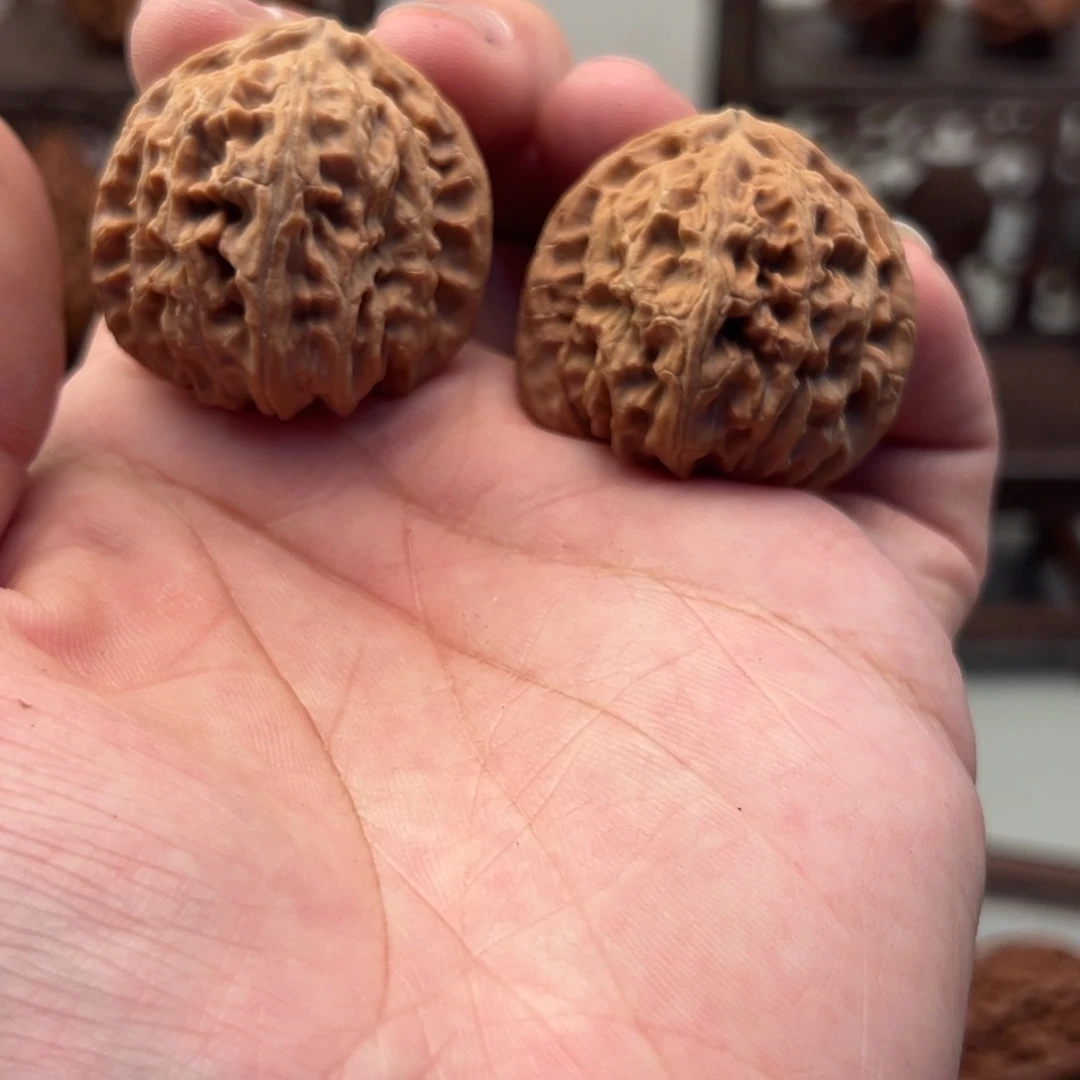 文玩核桃吊坠mvp狮子