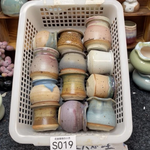 紫砂花盆微瑕019口径3.5左右