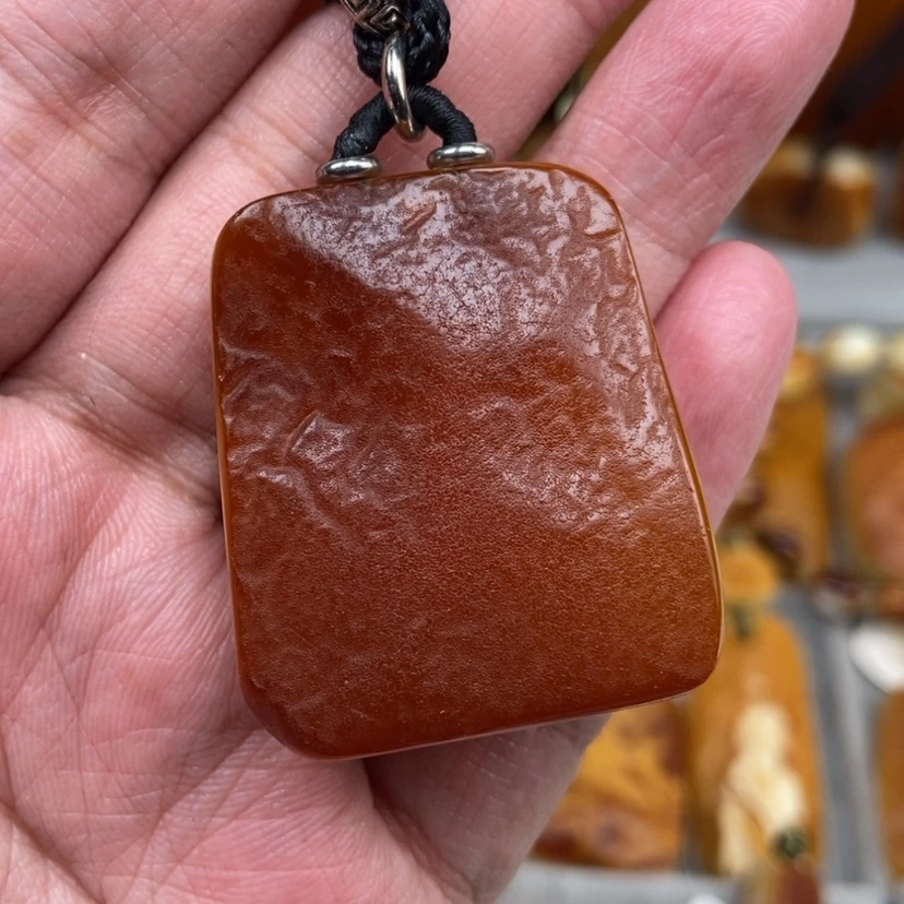 【闪购商品】未镶嵌颈饰琥珀