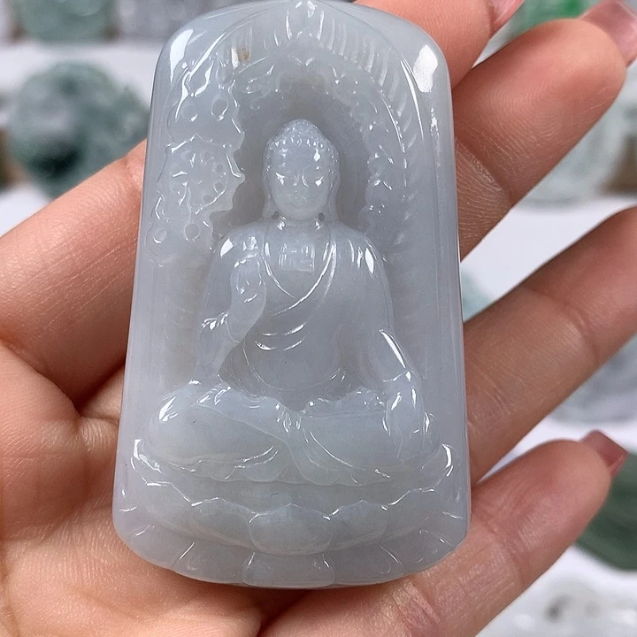 翡翠未镶嵌颈饰大日如来福利