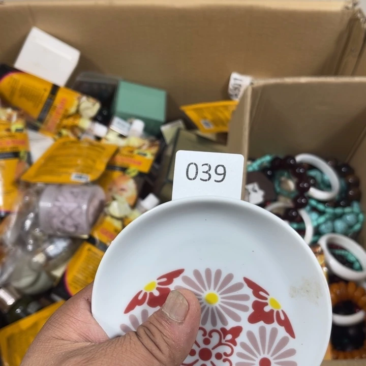 回流瓷器瓷器碎片l****?39