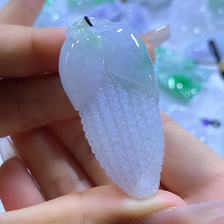 翡翠未镶嵌颈饰天然翡翠A货吊坠