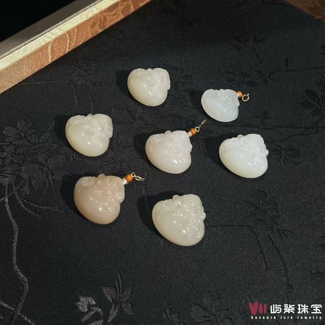 【要努力】C1254 和田玉18k金镶嵌 和田佛公18k吊坠多样性发一