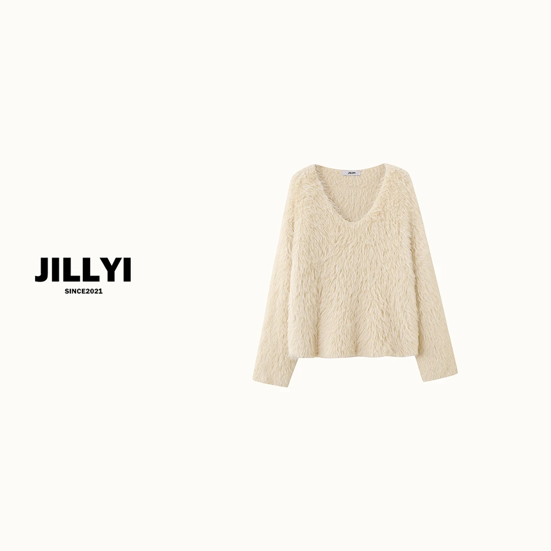 JILLYI【女明星穿搭】杏色圆领绒绒贵气风针织衫秋季保暖时尚