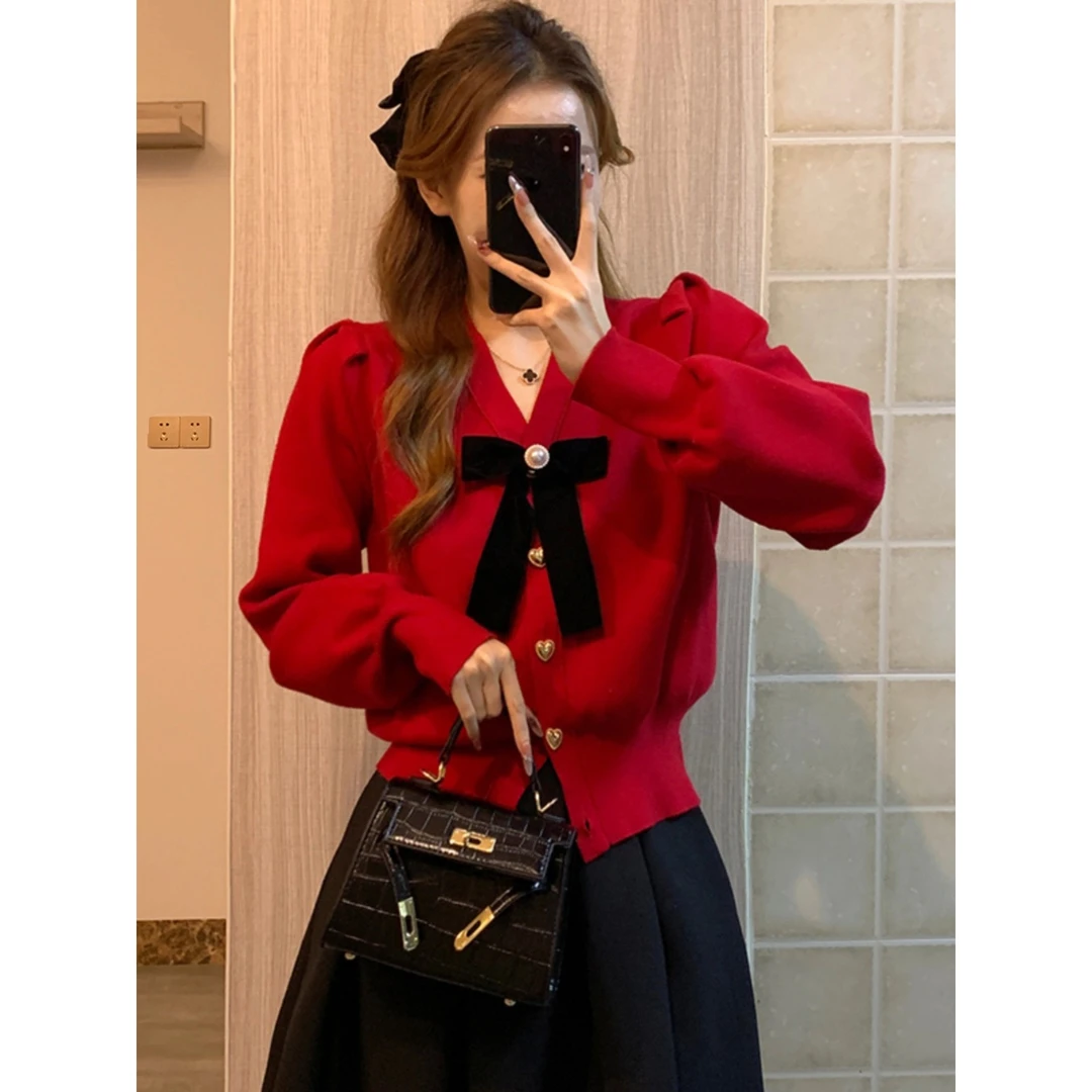 新年红色蝴蝶结毛衣女V领针织开衫外套过年小香加法式复古针织衫