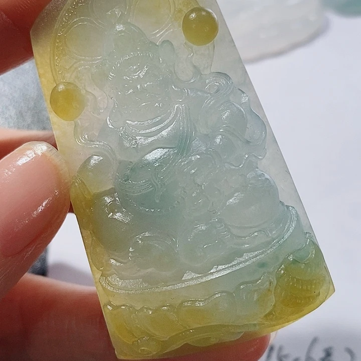 定制翡翠未镶嵌翡翠