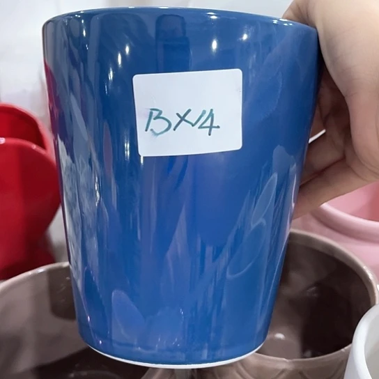 多肉绿植陶瓷花盆9.9包邮，有孔