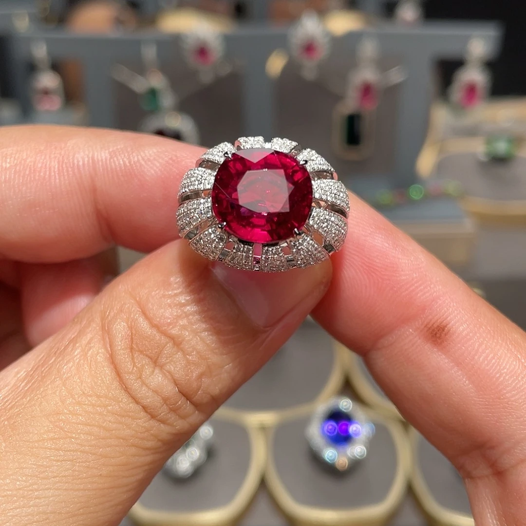 18K金镶嵌戒指碧玺6.3ct