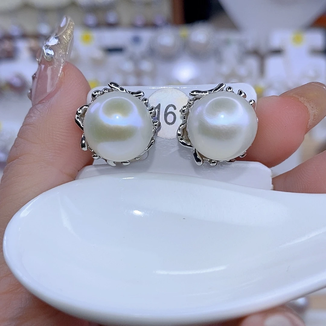 未镶嵌淡水珍珠耳饰