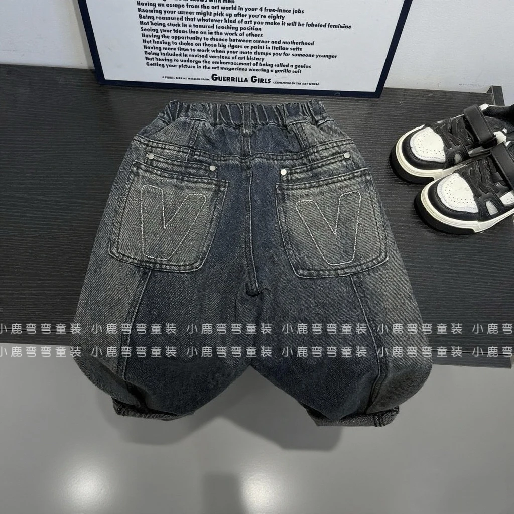 【新】Q2562男童秋季新款2025儿童秋款洋气时髦后袋VV字母牛仔裤