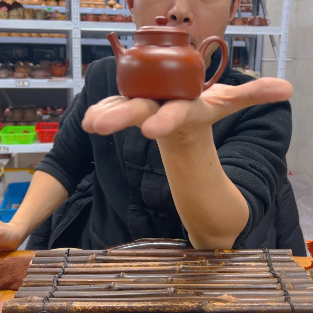 紫砂壶Igfyjdsfhjnb