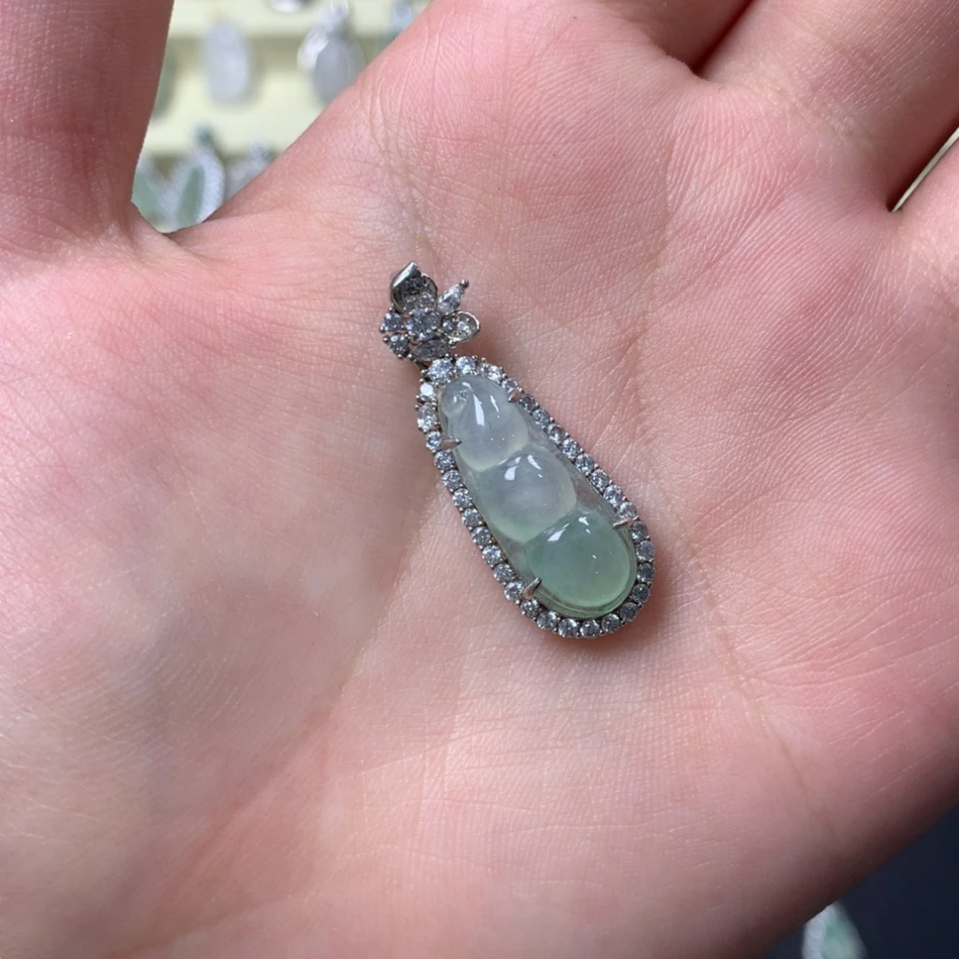 翡翠银S925镶嵌颈饰