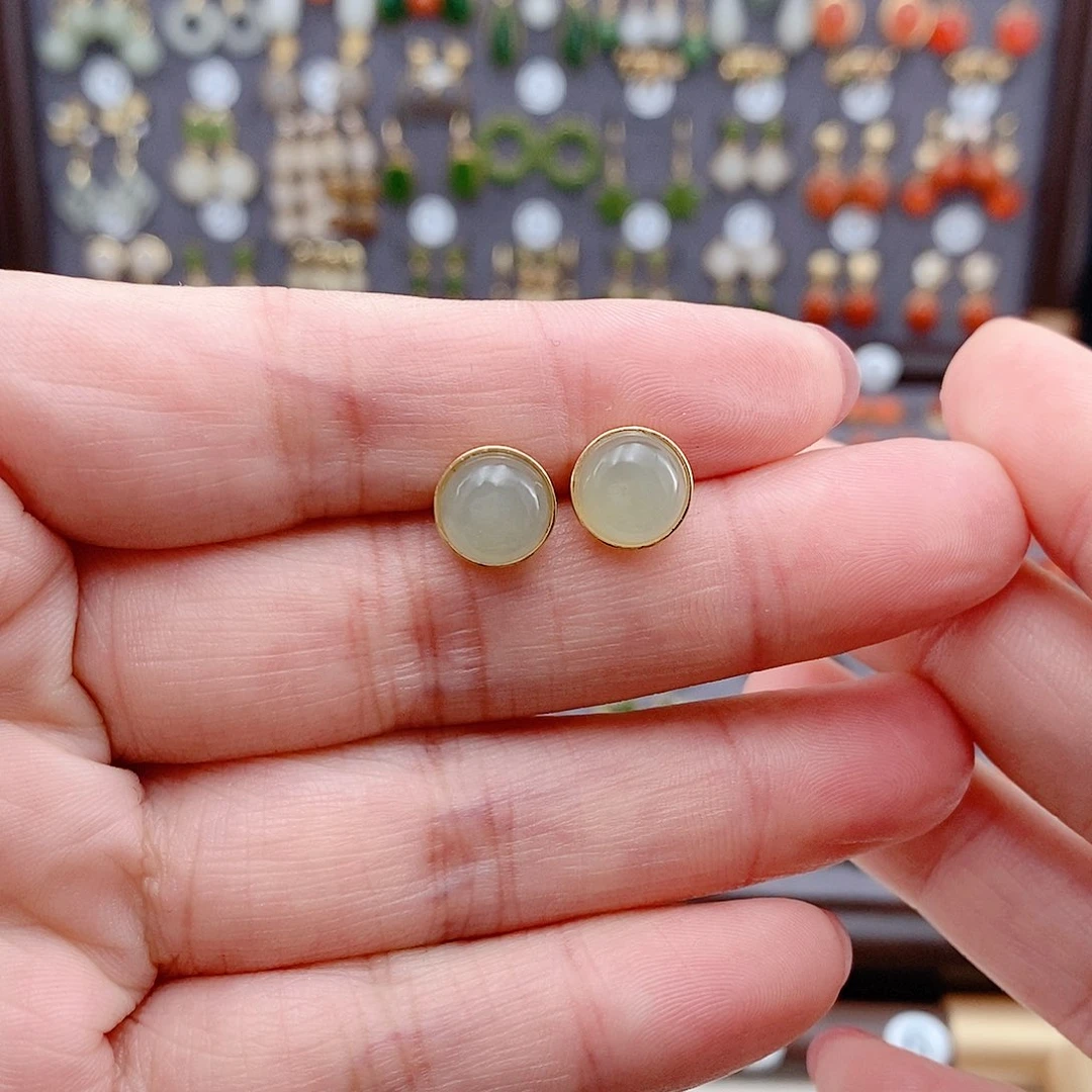 楠***6和田玉银S925镶嵌耳饰