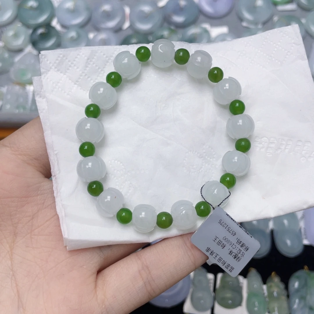 翡翠未镶嵌颈饰手串