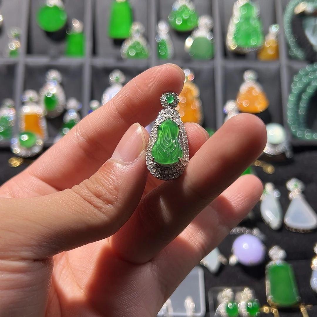 翡翠未镶嵌吊坠(不含链)