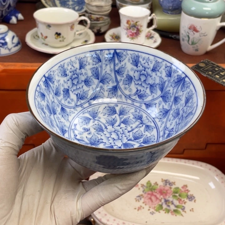 他家瓷器真美…开播了