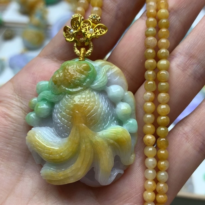 颈饰未镶嵌翡翠翡翠