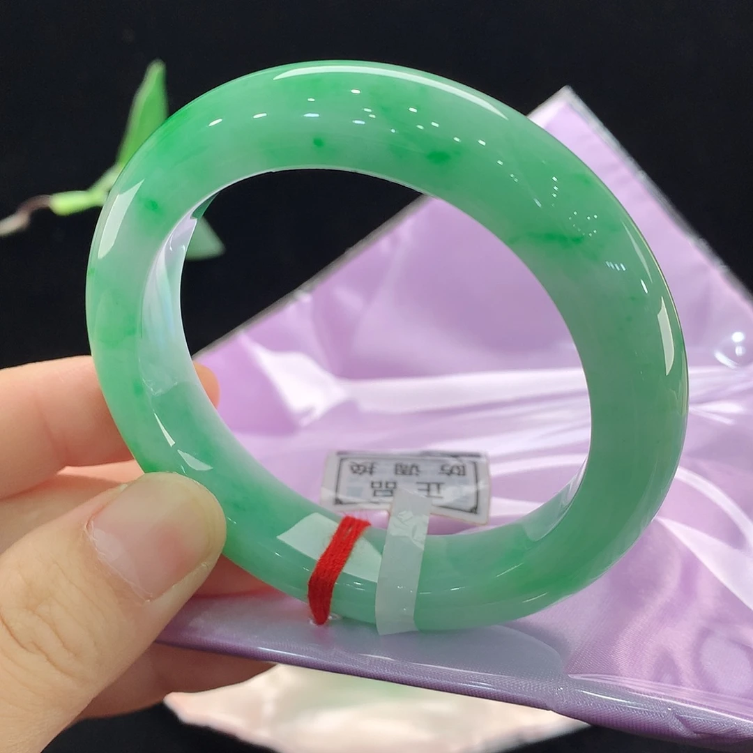 翡翠未镶嵌手镯0391