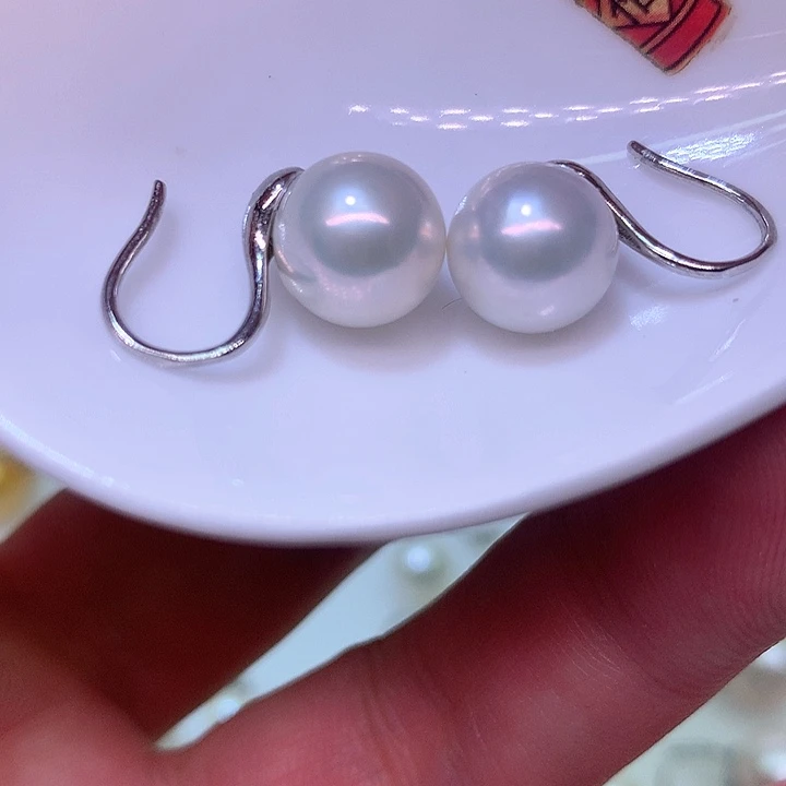 银S925镶嵌耳饰淡水珍珠