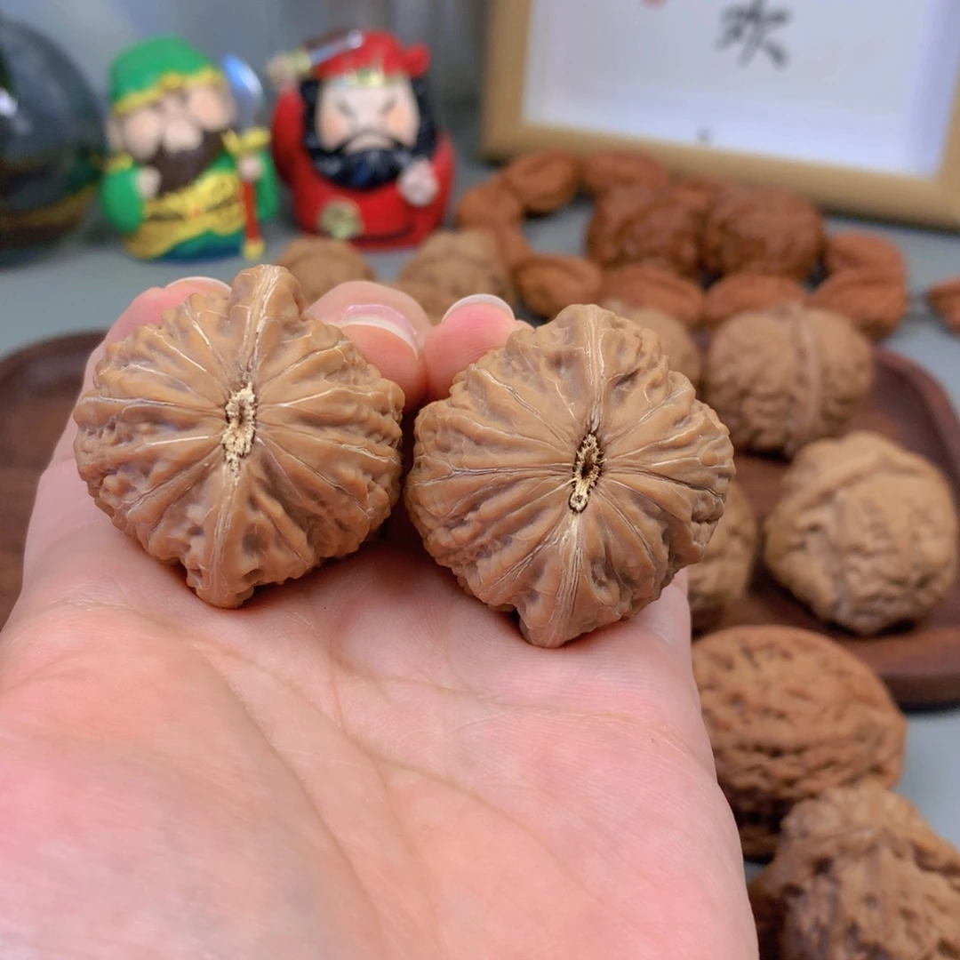 简***福把件文玩核桃铁锤妹妹38尺