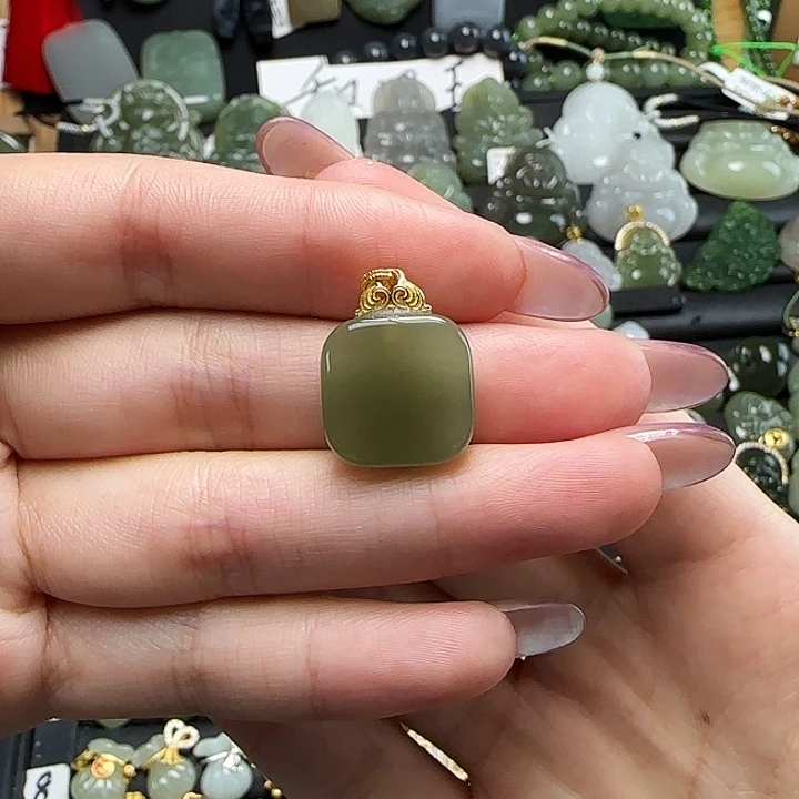 和田玉银S925镶嵌颈饰